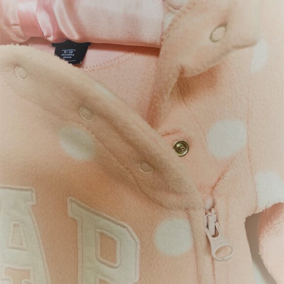 BabyGap Pink Fleece One-Piece Outfit with Bear Hoodie - Size 6-12M - Picture 5 of 8